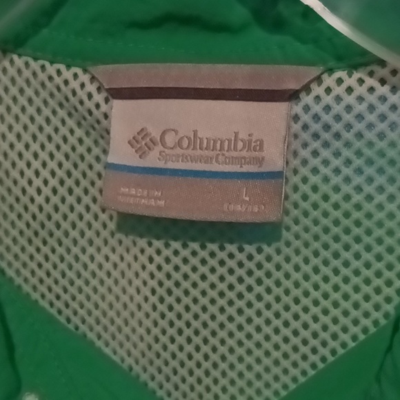 FINAL PRICE Columbia PFG kelly green s/s shirt w mesh backing, flap in back Lg - Picture 2 of 7
